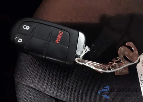 2020 Jeep Renegade Sport 4X4 z USA, uszkodzony, nr VIN ZACNJBAB8LPK98162